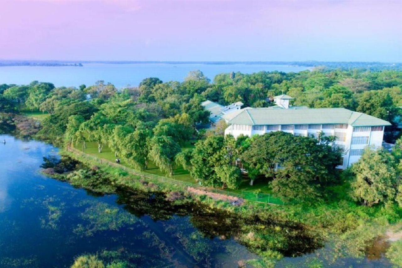 Hotel Sudu Araliya Polonnaruwa Exterior foto