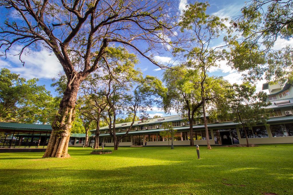 Hotel Sudu Araliya Polonnaruwa Exterior foto